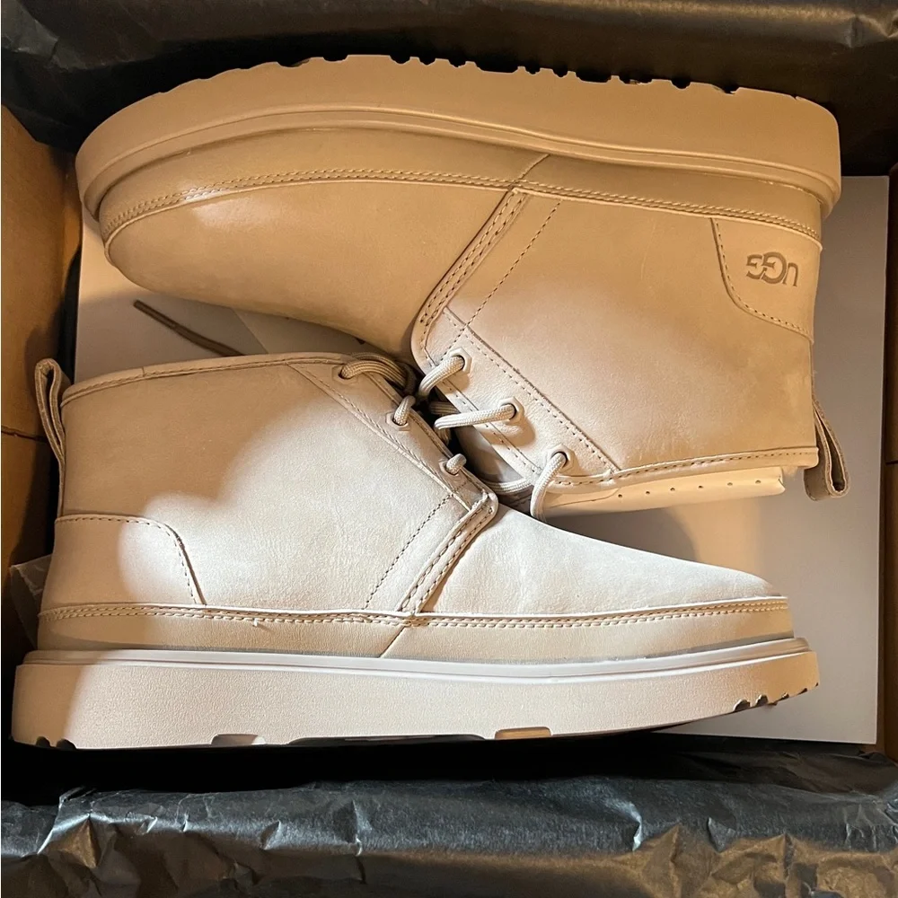 UGG Men's Chukka Boots Taupe